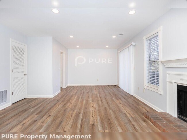 Building Photo - Price Drop Alert!   Rental Specials Available! Beautiful 3BR/2.5BA Townhome in Marietta is Availa...