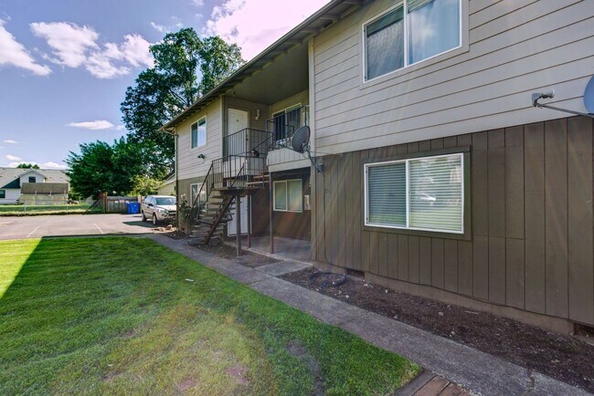 Interior Photo - Broadway Apartments
