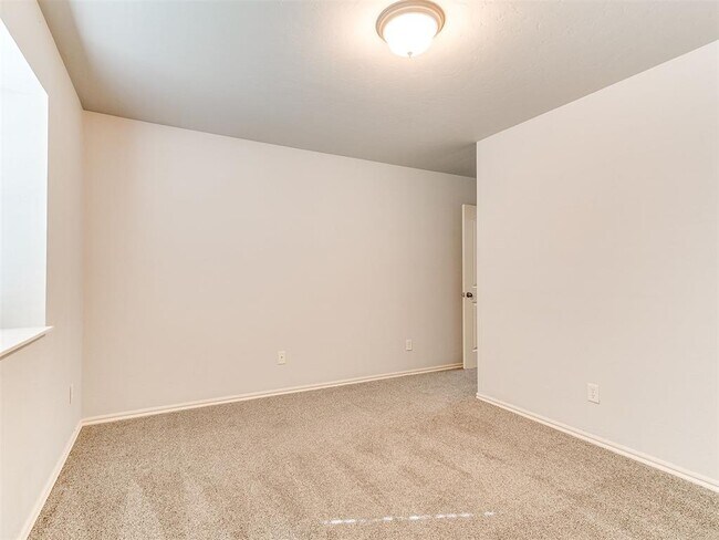 Building Photo - 8401 NW 107th St