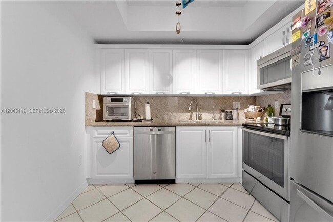 Building Photo - 3500 Coral Wy