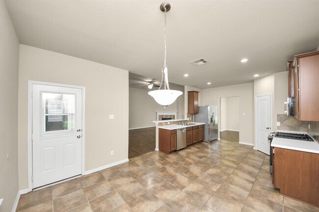 Building Photo - 18611 Tanglerose Ct