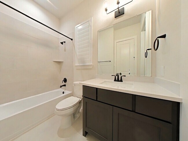 Building Photo - 1020 Prescott Dr