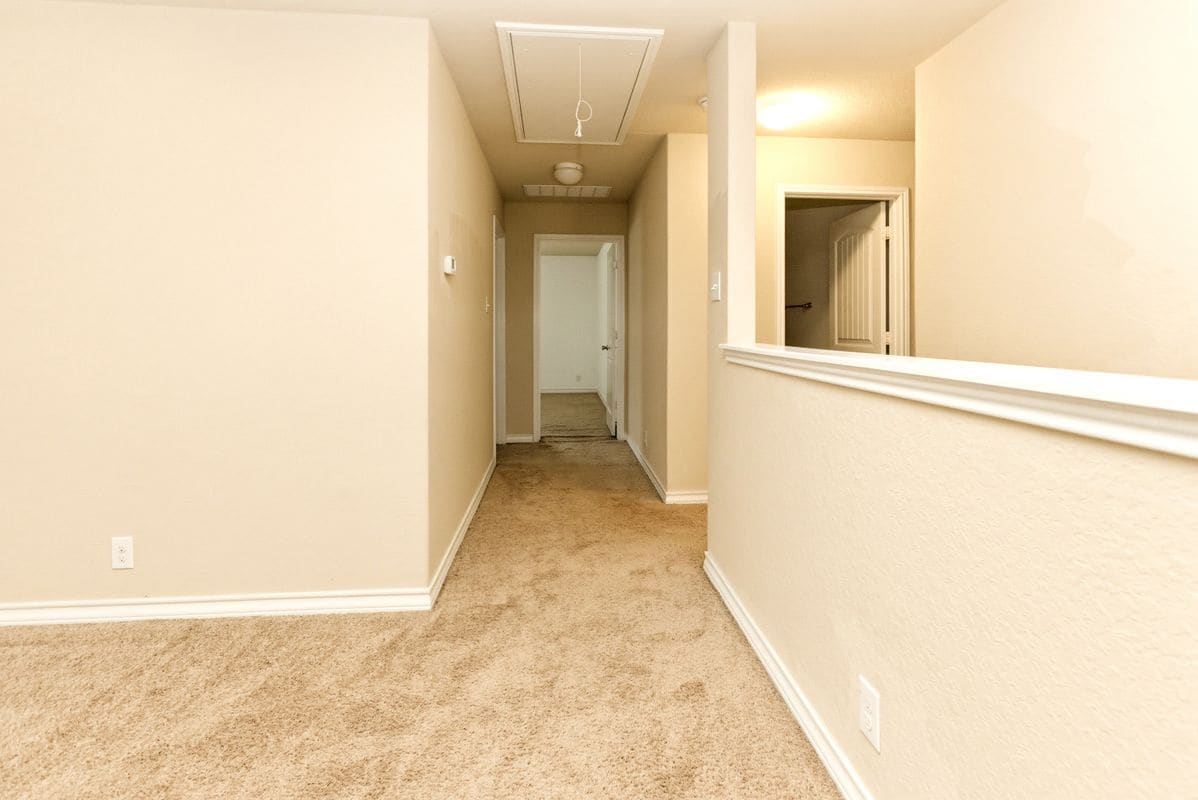 Building Photo - 536 Saltlick Way