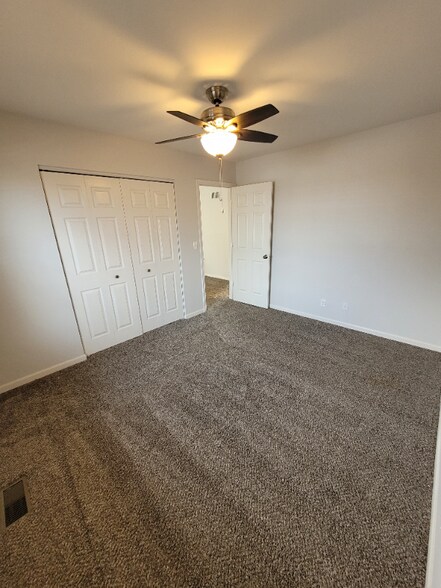 Building Photo - 22241 W Niagara Trail