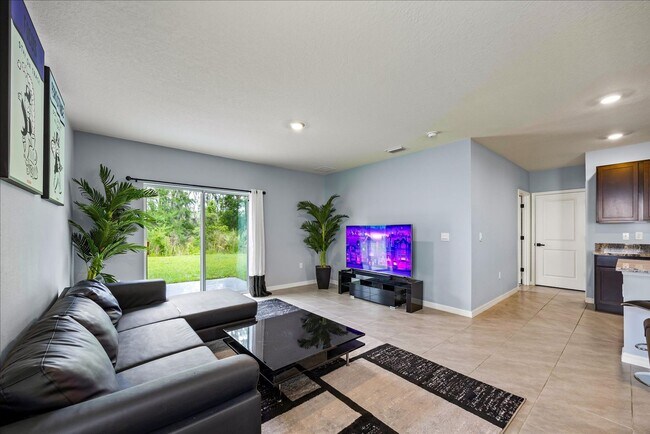 Building Photo - Smart Home - Solar Panels included at no e...
