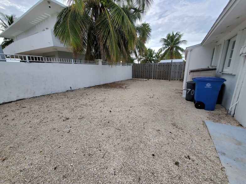 Building Photo - 701 124th Street Gulf