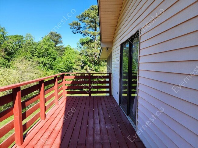 Building Photo - 1529 Winchester Trail