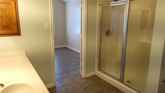 Building Photo - 11712 Larch Valley Dr
