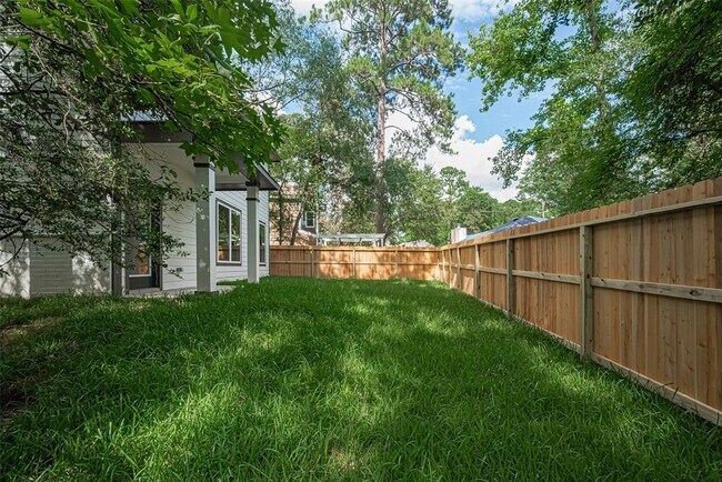 Building Photo - 11622 Twain Dr