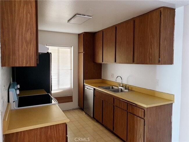 Building Photo - 17052 Colima Rd