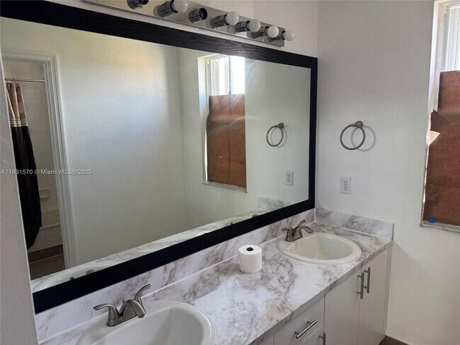 Building Photo - 7317 Flores Way