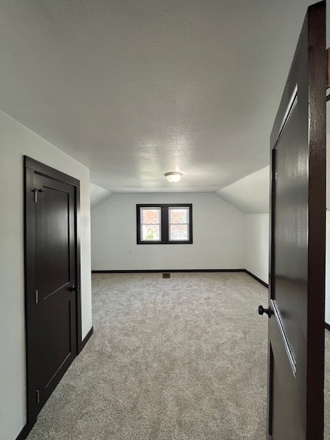 Building Photo - 513 N Maple Ave