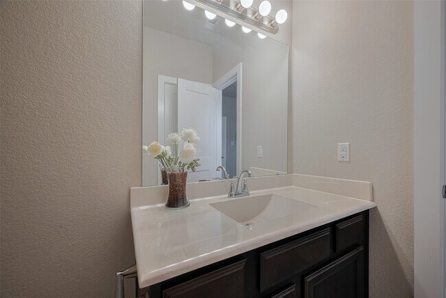 Building Photo - 7809 Axis Rdg Dr