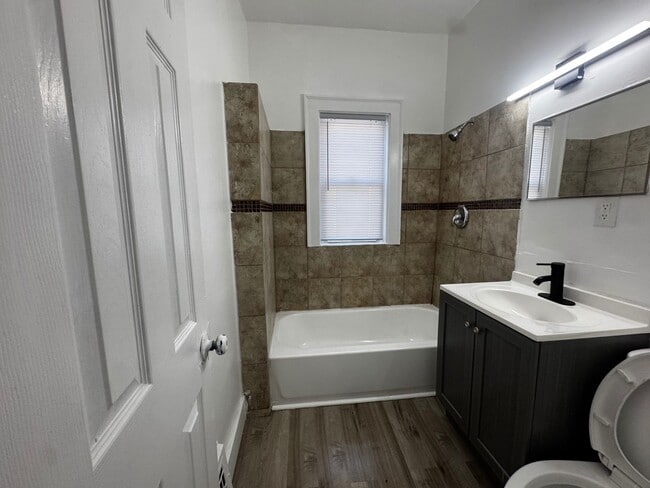 Building Photo - 395 E 152nd St