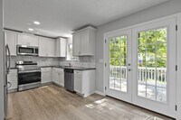 Building Photo - 814 N Gay St