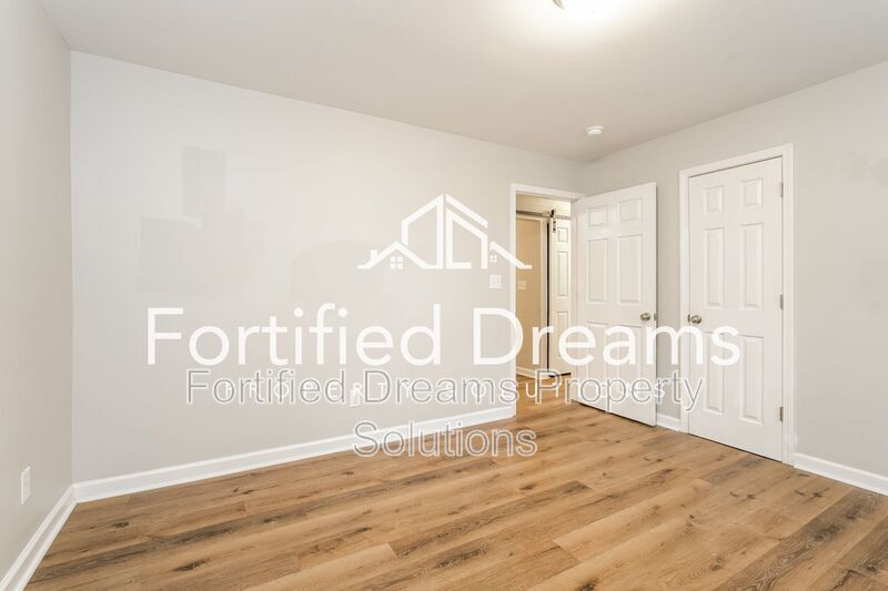 Building Photo - 3718 Tech Ave