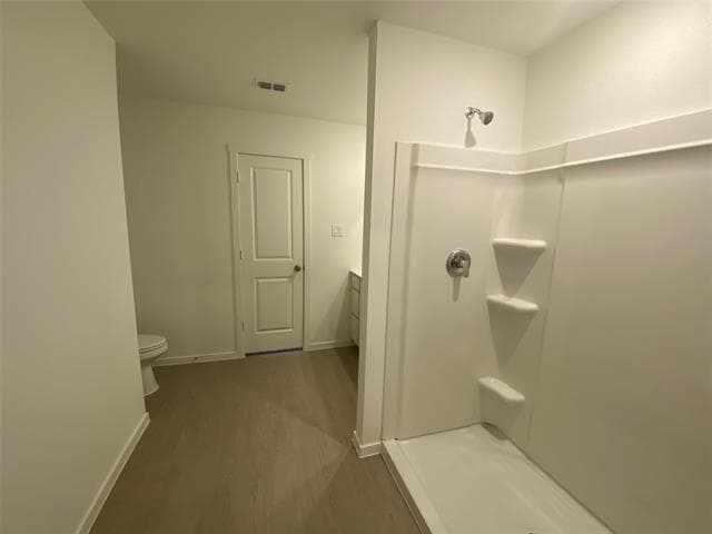 Building Photo - 3825 Camelot St
