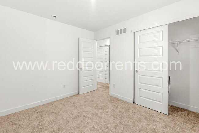 Building Photo - 4513 Branower St