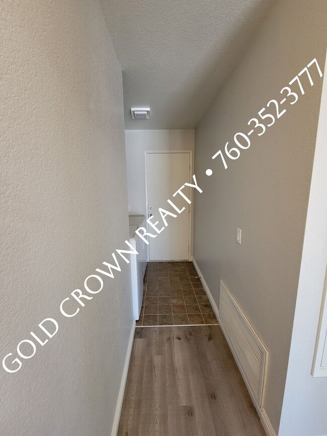 Building Photo - Home for Rent at Sandalwood Glen