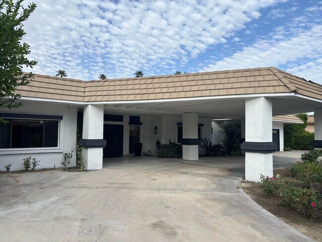 Building Photo - 73880 Grapevine St