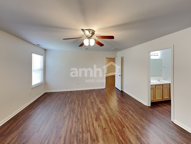 Building Photo - 4811 Spruce Peak Rd