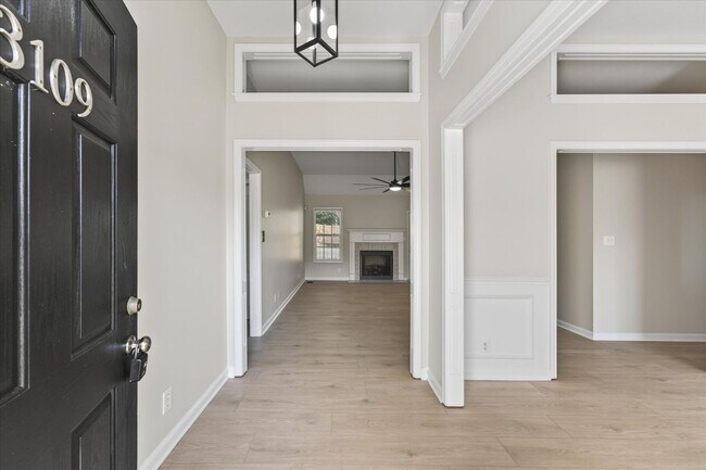 Building Photo - 3109 Holly Point