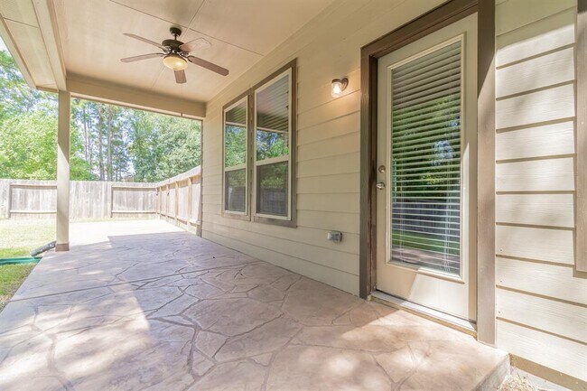 Building Photo - 5 Iris Arbor Ct