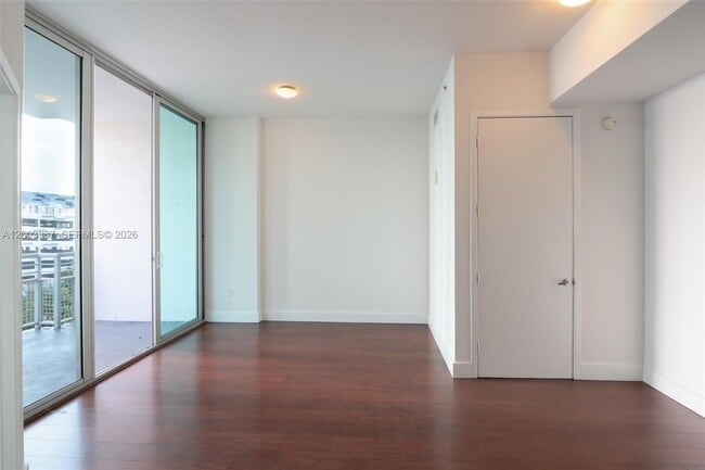 Building Photo - 2200 NE 4th Ave