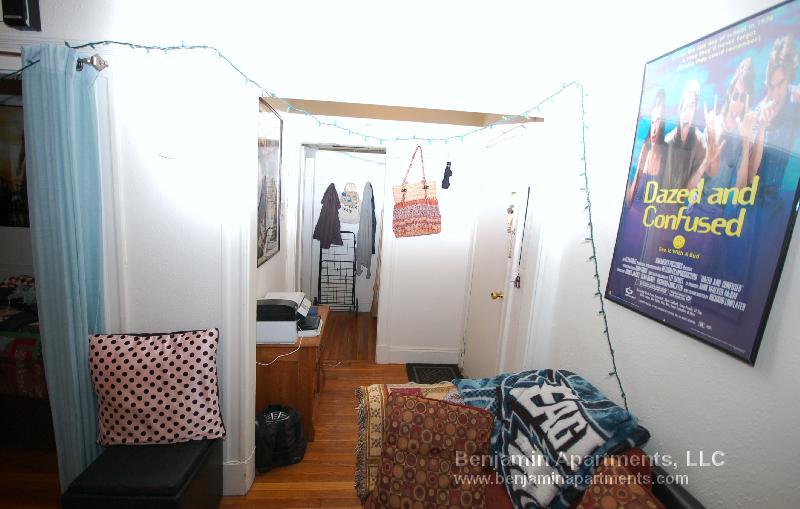 Building Photo - 1163 Boylston St