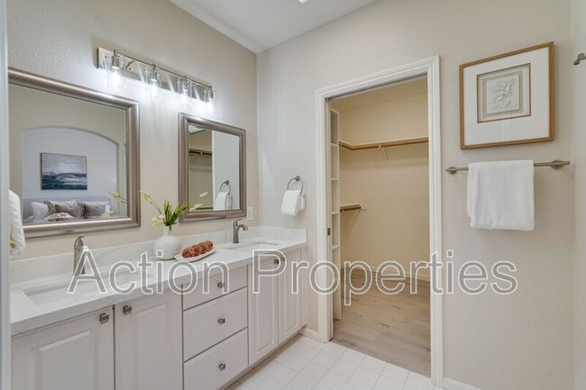Building Photo - 20233 Joseph Cir