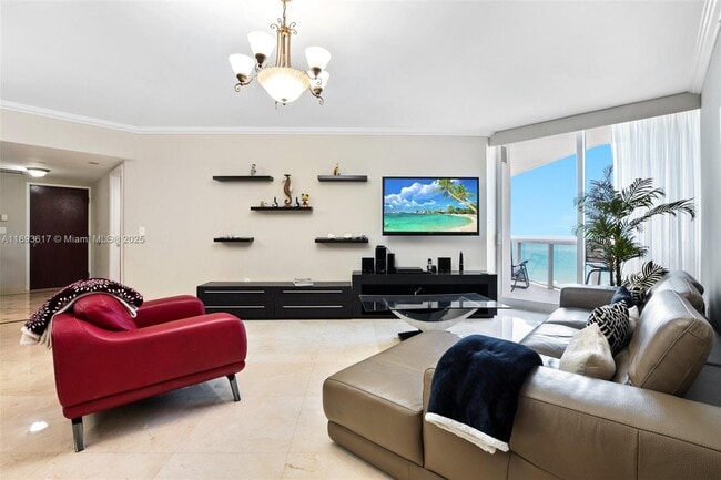 Building Photo - 9559 Collins Ave