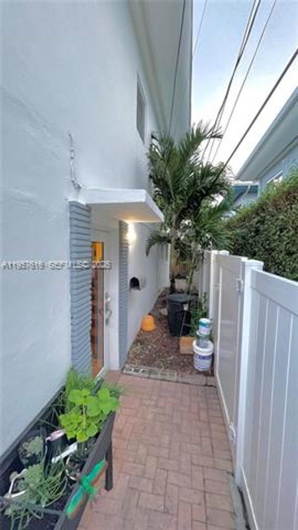 Building Photo - 7312 Gary Ave