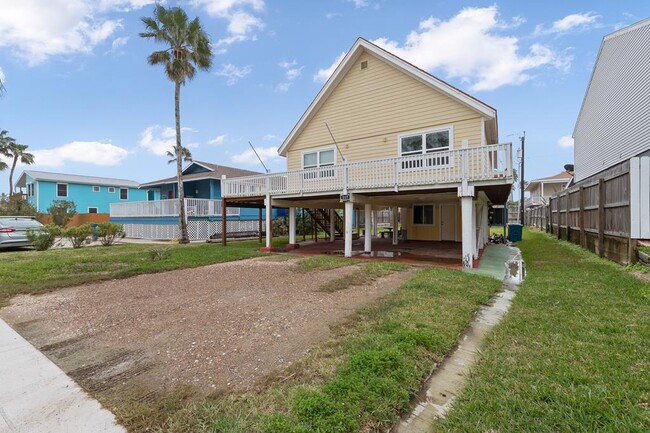 Building Photo - 117 E Polaris Dr
