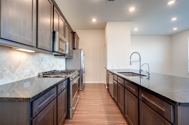 Building Photo - 22746 Sutherland Bend Ln