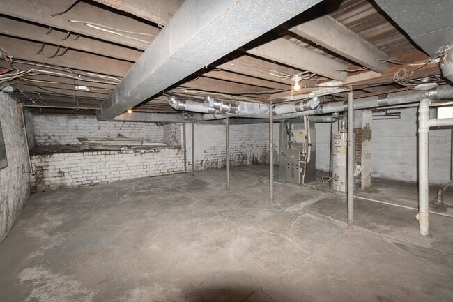 Building Photo - 3 Bed 2 Bath House Columbia College