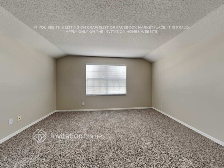 Building Photo - 17011 Falconridge Rd