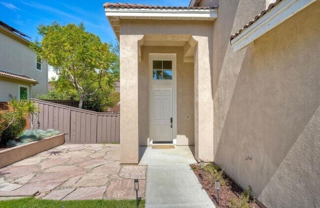 Building Photo - Homes Management - Carlsbad Home