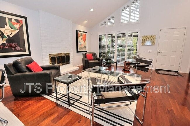 Building Photo - 2010 Promontory Point Ln