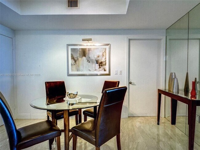 Building Photo - 500 Brickell Ave