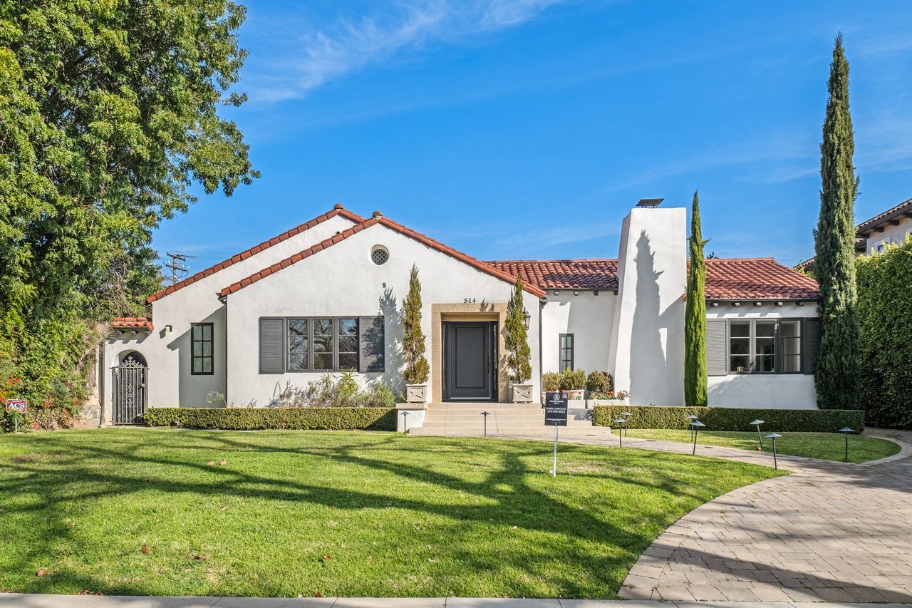 Building Photo - 514 Walden Dr