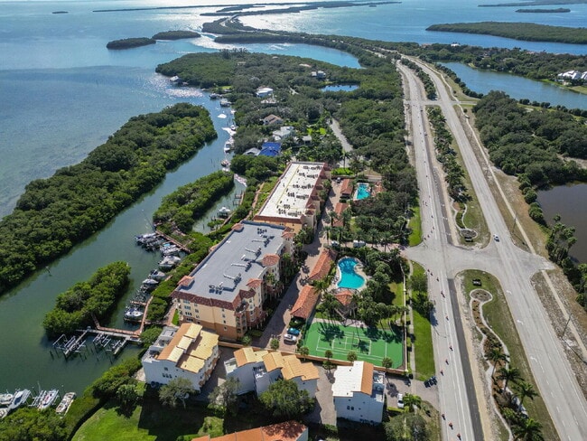 Building Photo - 1593 Pinellas Bayway S