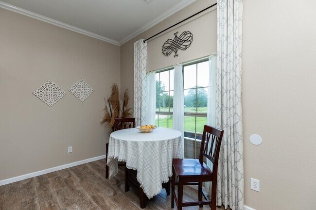 Building Photo - 6805 Aquarius