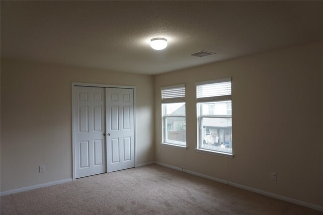 Building Photo - 10615 Chestnut Path Way