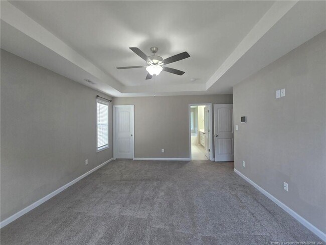 Building Photo - 7018 Summerlin Dr