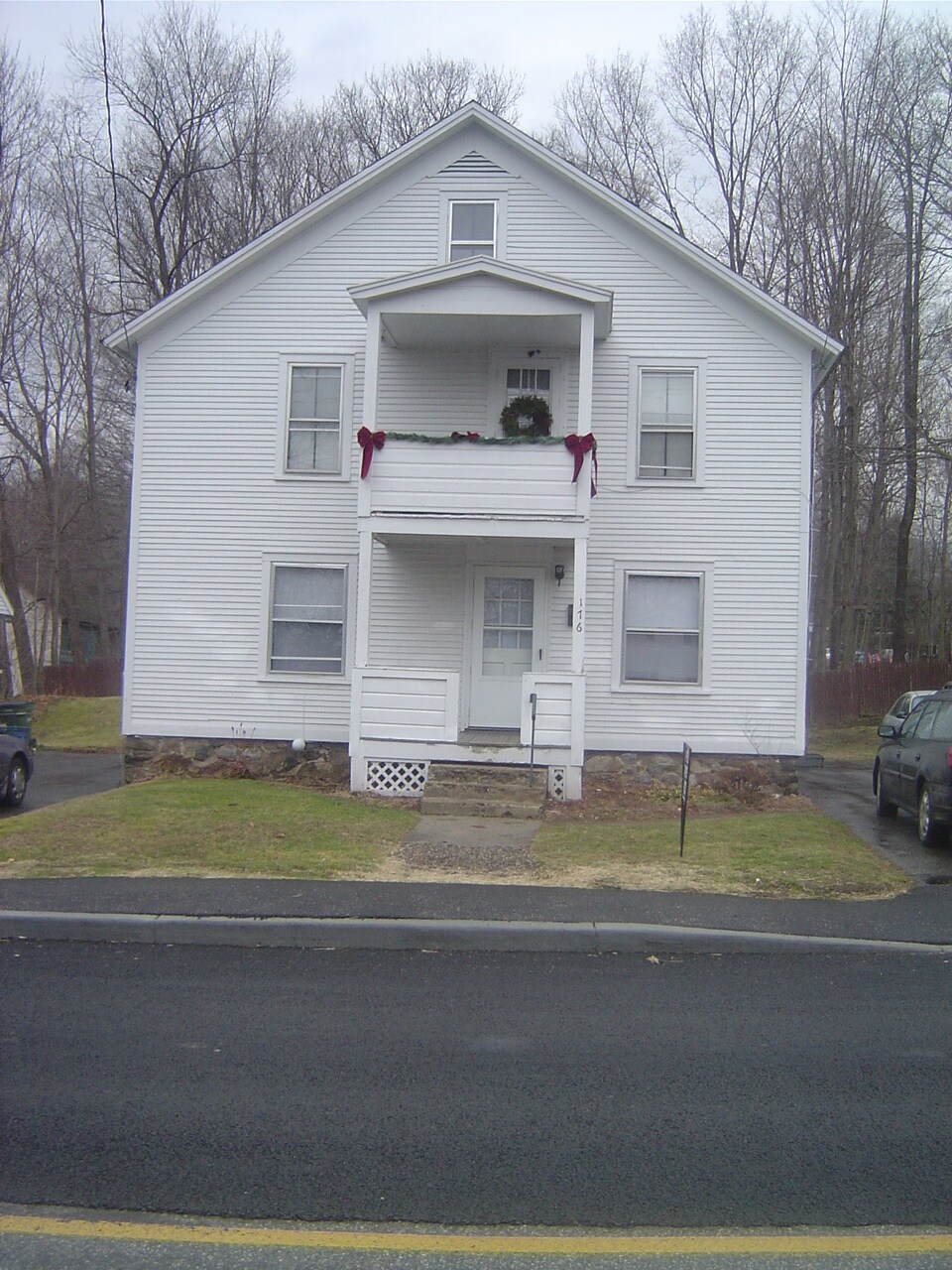 Building Photo - 178 S Branch St