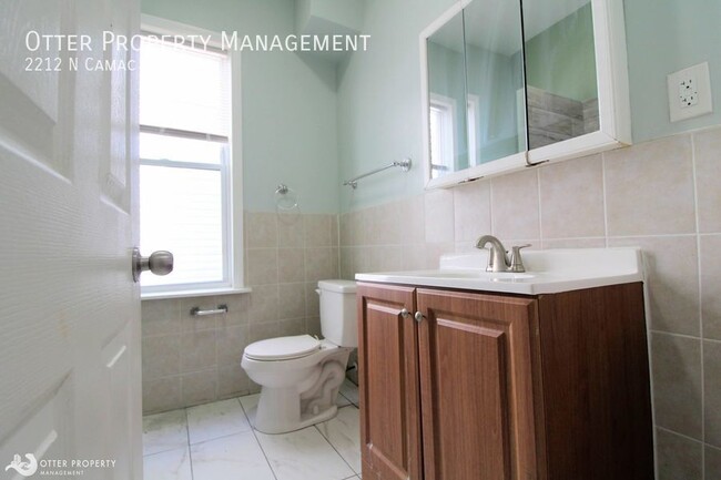 Building Photo - Room for Rent- Clean, Private Room for Ren...