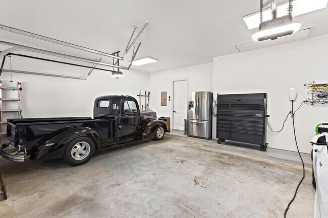 Building Photo - 1165 Flint Rock Loop