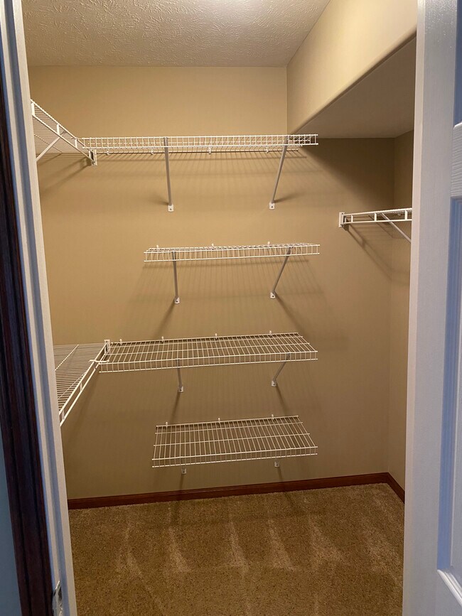 Building Photo - 1619 E Military Ave