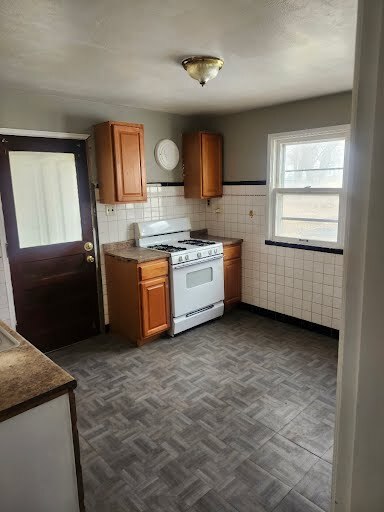 Building Photo - 5663 Gatesworth Ave