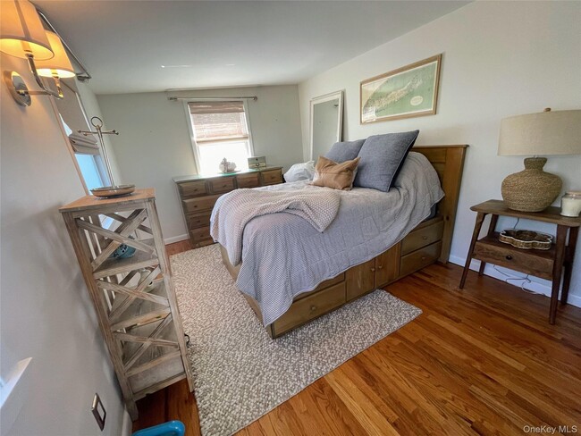 Building Photo - 6 Ridgeland Terrace